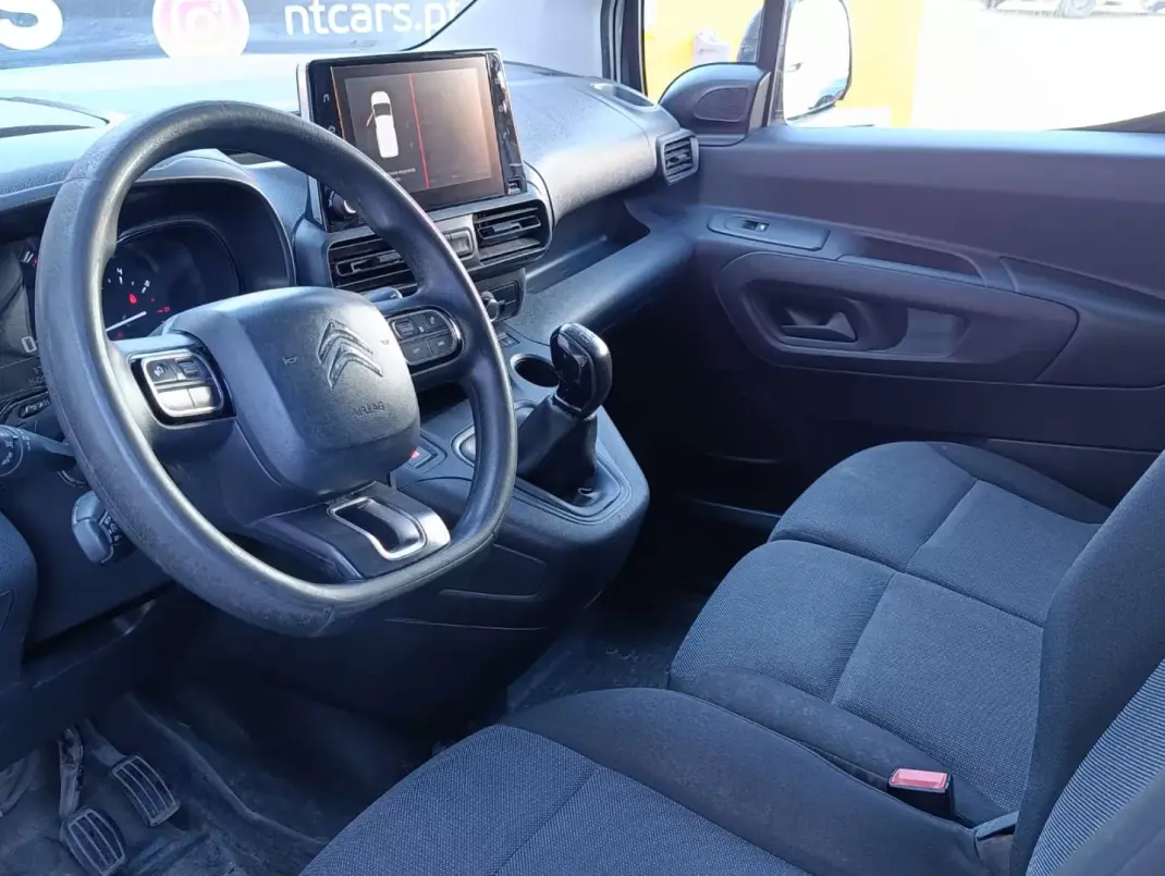Citroën 2021 - 13900 EUR, 149852 km - 149852km - foto 10 de 11