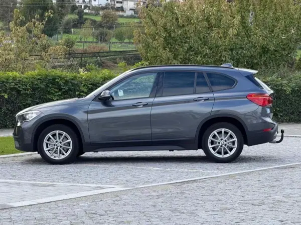 BMW X1 2021 - 23499 EUR, 145000 km - AUTO.MOTO.pt - 145000km - foto 4 de 33