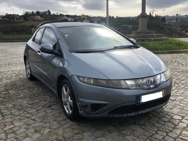 Honda Civic 2008 - 3500 EUR, 249000 km - AUTO.MOTO.pt - 249000km - foto 3 de 8