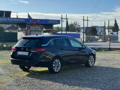 Opel Astra Sports Tourer 2018 - 12984 EUR, 97000 km - AUTO.MOTO.pt - 97000km - foto 22 de 26
