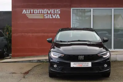 Fiat Tipo Station Wagon 2022 - 12990 EUR, 106000 km - AUTO.MOTO.pt - 106000km - foto 3 de 26