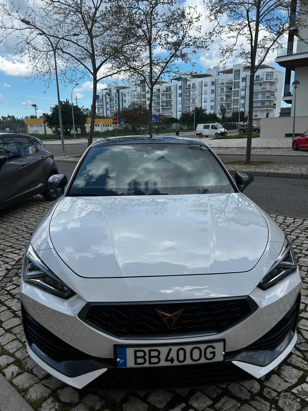 Cupra Leon 2023 - 28 EUR, 55 km - AUTO.MOTO.pt - 55km - foto 1 de 7