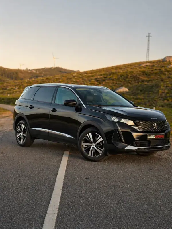 Peugeot 5008 1.2 PureTech Active Pack 2021 Petrol — 130 000 km · Braga Peugeot 5008 1.2 PureTech Active Pack 2021 Petrol