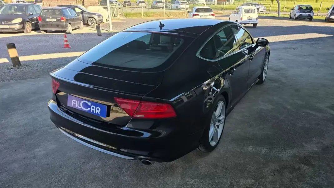 Audi A7 Sportback 2013 - 19800 EUR, 232000 km - AUTO.MOTO.pt - 232000km - foto 7 de 20