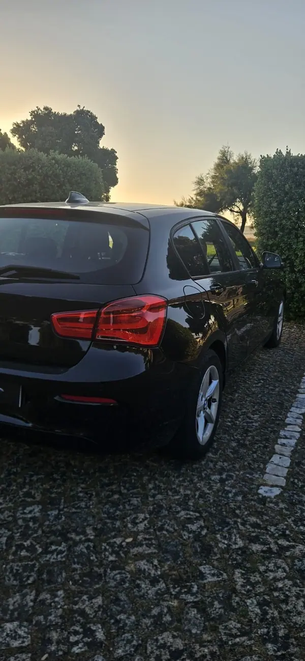 BMW 114 2016 - 12750 EUR, 154000 km - AUTO.MOTO.pt - 154000km - foto 5 de 8