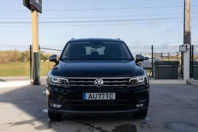 Volkswagen Tiguan Allspace 2018 - 29890 EUR, 105000 km - AUTO.MOTO.pt - 105000km - foto 39 de 41