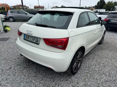 Audi A1 2011 - 9900 EUR, 184000 km - 184000km - foto 6 de 7