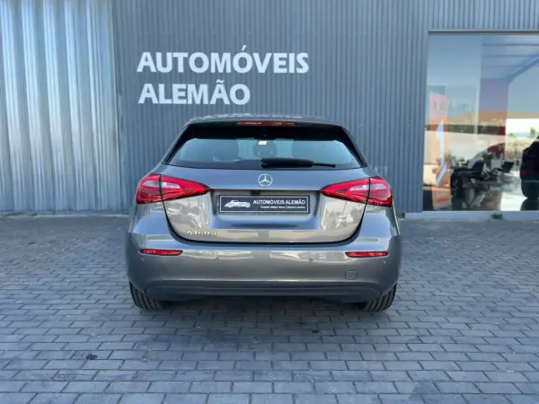 Mercedes-Benz A 160 2020 - 20500 EUR, 68518 km - AUTO.MOTO.pt - 68518km - foto 7 de 15