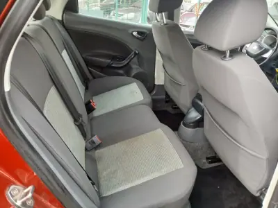 SEAT Ibiza 2009 - 5950 EUR, 160333 km - AUTO.MOTO.pt - 160333km - foto 18 de 25
