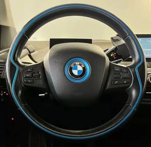 BMW i3 2016 - 13950 EUR, 124000 km - AUTO.MOTO.pt - 124000km - foto 13 de 40