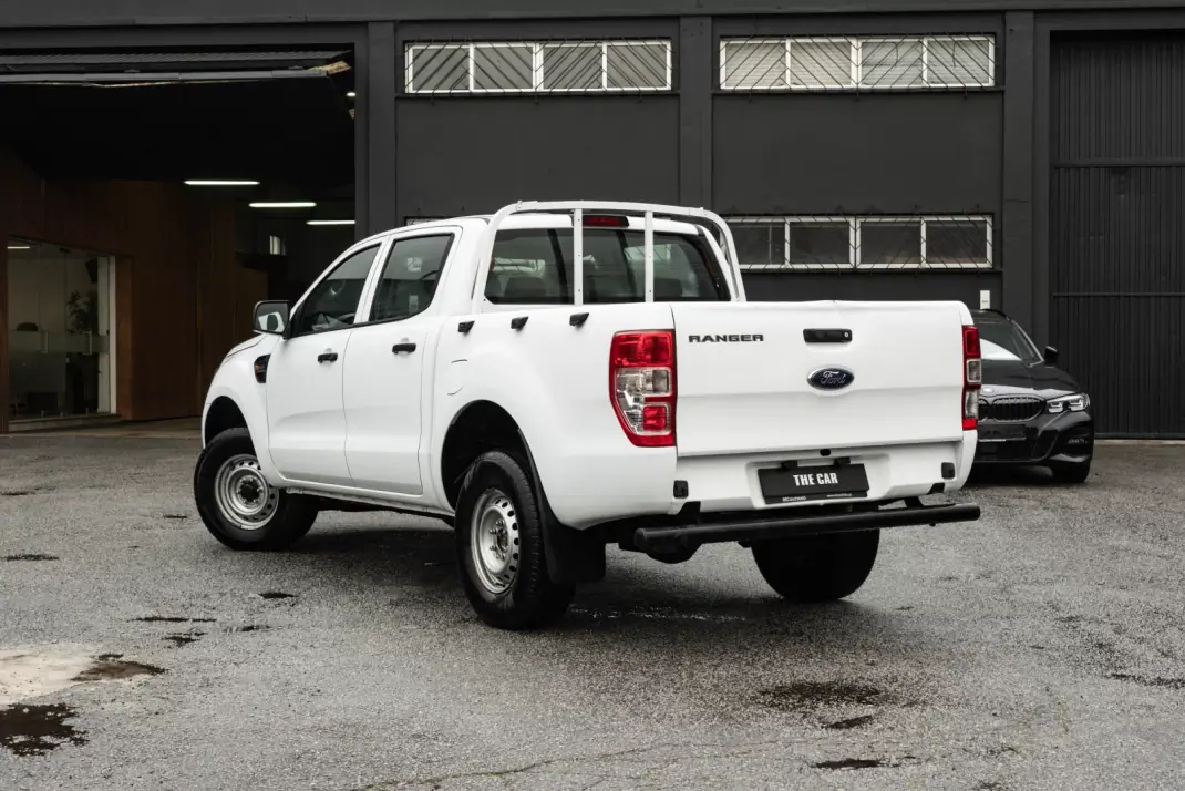 Ford Ranger 2023 - 29999 EUR, 48000 km - AUTO.MOTO.pt - 48000km - foto 8 de 25