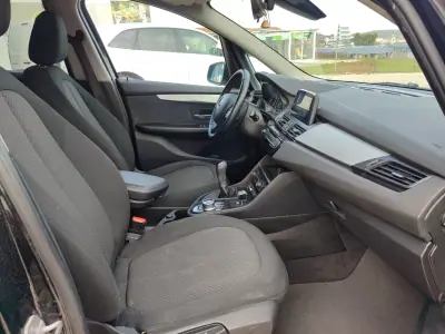 BMW 216 Gran Tourer 2018 - 18900 EUR, 103000 km - AUTO.MOTO.pt - 103000km - foto 24 de 26