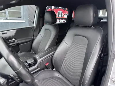 Mercedes-Benz B 180 2019 - 18900 EUR, 160000 km - AUTO.MOTO.pt - 160000km - foto 21 de 47