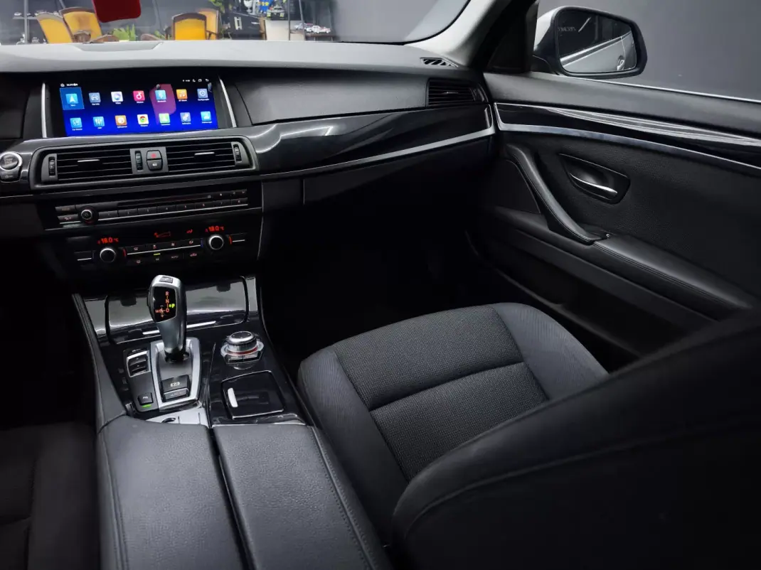 BMW 520 2015 - 19950 EUR, 244033 km - AUTO.MOTO.pt - 244033km - foto 32 de 46