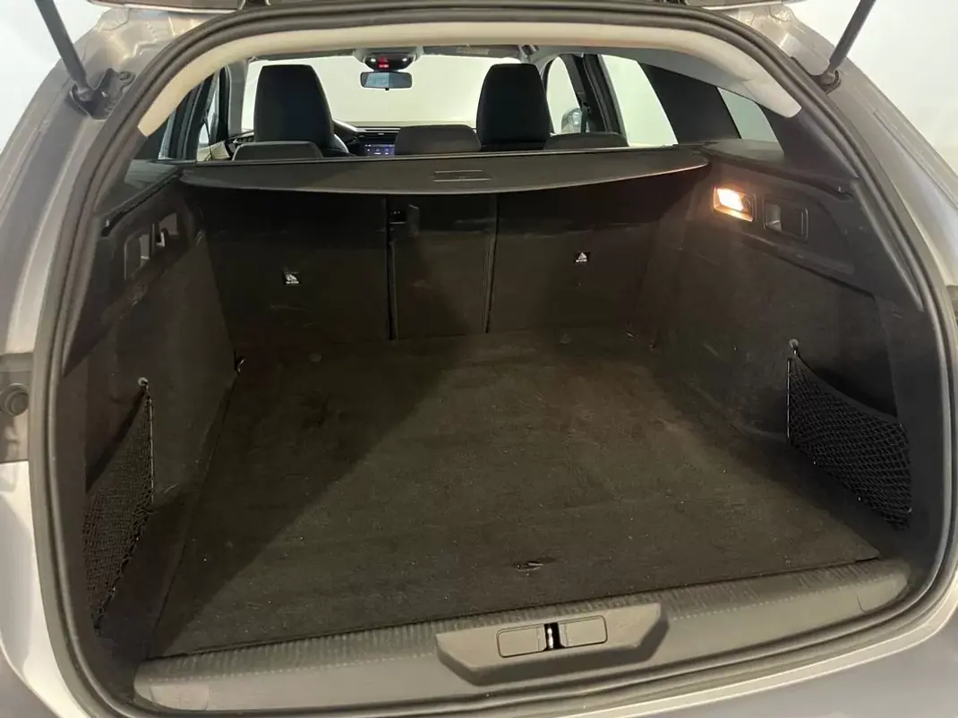 Peugeot 308 SW 2022 - 17950 EUR, 144000 km - AUTO.MOTO.pt - 144000km - foto 27 de 29