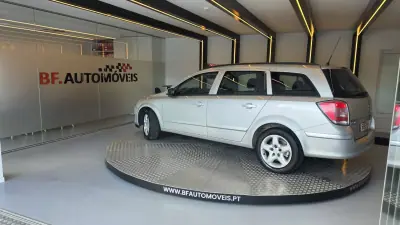 Opel Astra Caravan 2007 - 4750 EUR, 174500 km - 174500km - foto 15 de 45