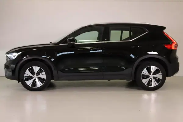 Volvo XC 40 2022 - 28990 EUR, 98750 km - AUTO.MOTO.pt - 98750km - foto 3 de 51