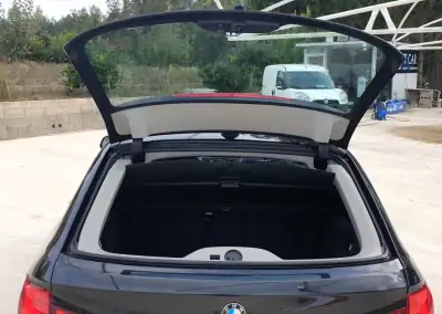 BMW 520 2011 - 12990 EUR, 275000 km - AUTO.MOTO.pt - 275000km - foto 22 de 40