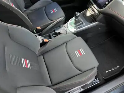 SEAT Arona 2020 - 14500 EUR, 61900 km - AUTO.MOTO.pt - 61900km - foto 34 de 42