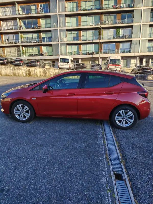 Opel Astra 2020 - 15000 EUR, 60000 km - AUTO.MOTO.pt - 60000km - foto 3 de 7