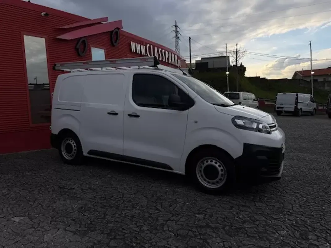 Citroën Jumpy 2020 - 12900 EUR, 160000 km - AUTO.MOTO.pt - 160000km - foto 9 de 18