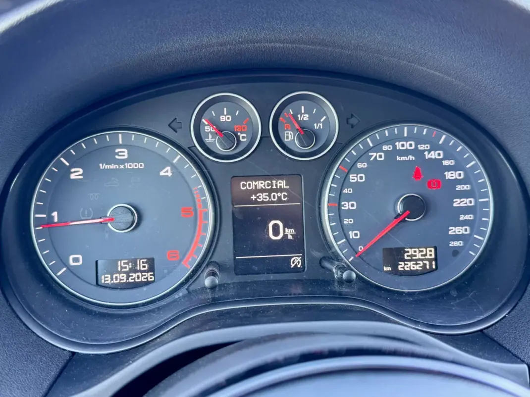 Audi A3 Sportback 2010 - 8990 EUR, 226000 km - 226000km - foto 14 de 19