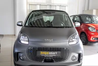 Smart ForTwo Coupé 2021 - 14145 EUR, 28400 km - AUTO.MOTO.pt - 28400km - foto 5 de 15
