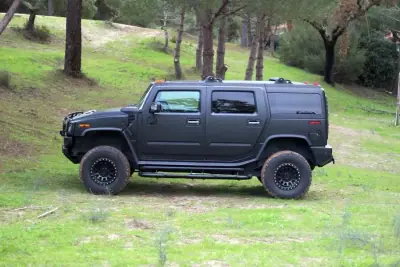 Hummer H2 2006 - 48800 EUR, 75250 km - AUTO.MOTO.pt - 75250km - foto 28 de 39