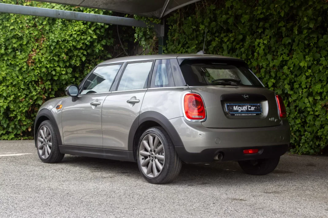 MINI Berlingo 2018 - 14500 EUR, 101200 km - 101200km - foto 10 de 17