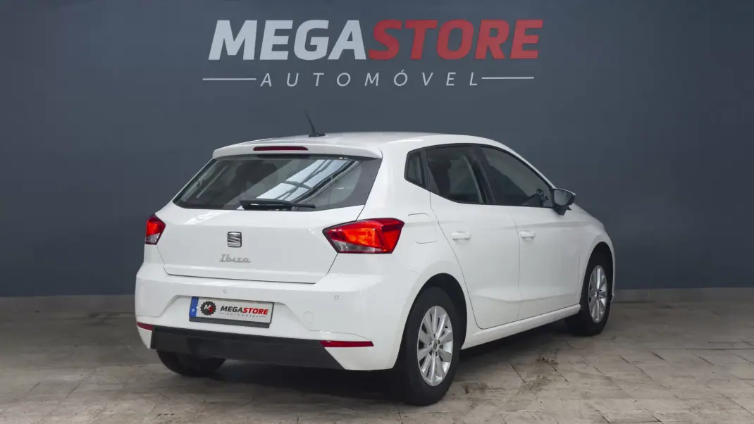 SEAT Ibiza 2024 - 15750 EUR, 25000 km - AUTO.MOTO.pt - 25000km - foto 7 de 33