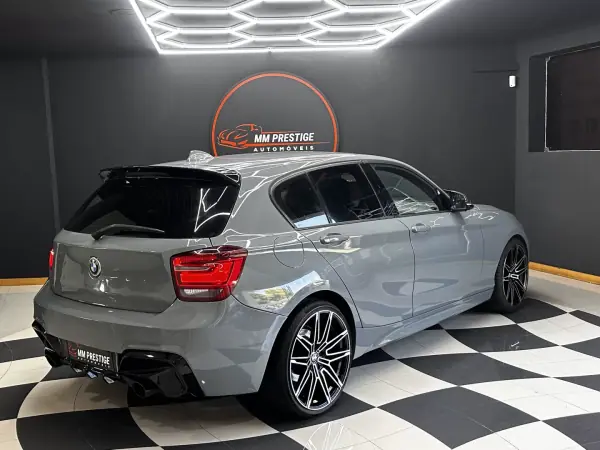 BMW 118 2012 - 13990 EUR, 263000 km - 263000km - foto 12 de 27