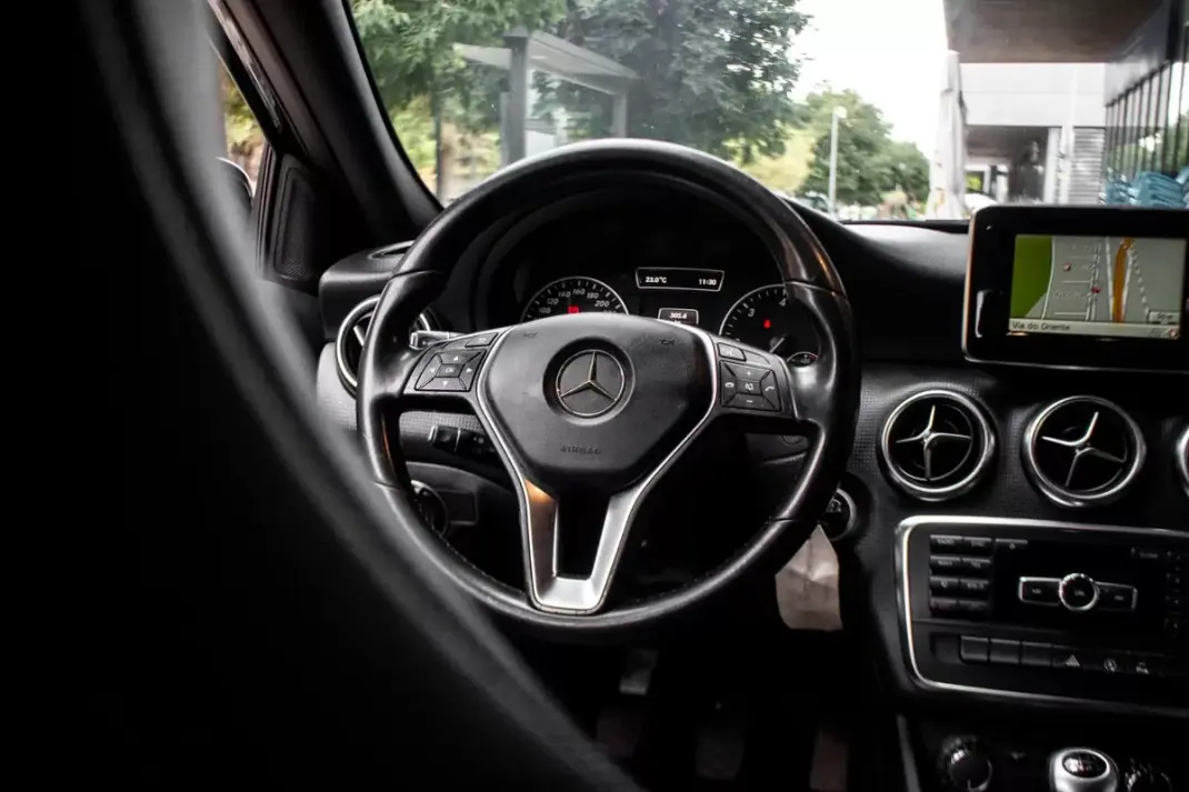Mercedes-Benz A 180 2015 - 11490 EUR, 217196 km - 217196km - foto 29 de 35