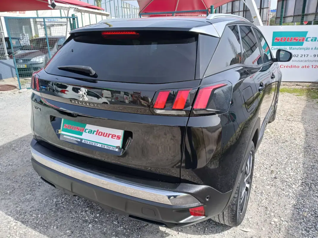 Peugeot 3008 2018 - 13450 EUR, 136692 km - AUTO.MOTO.pt - 136692km - foto 7 de 25