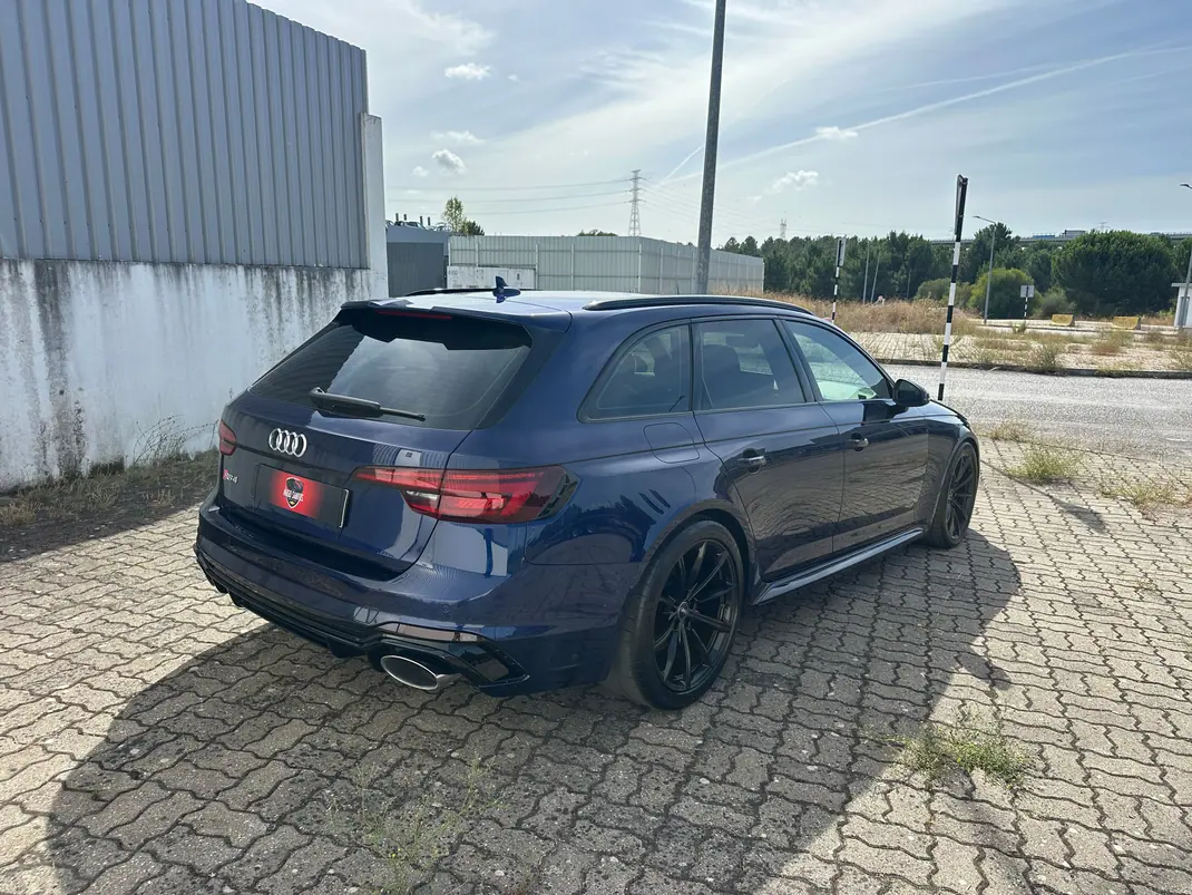 Audi RS4 Avant 2019 - 59990 EUR, 84000 km - 84000km - foto 4 de 14