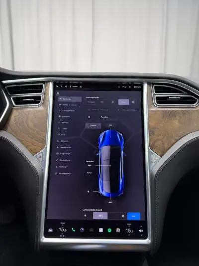 Tesla Model S 2017 - 18000 EUR, 250000 km - AUTO.MOTO.pt - 250000km - foto 14 de 24