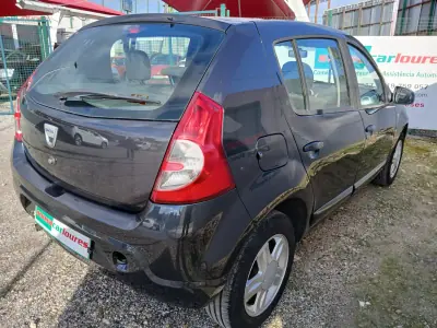 Dacia Sandero 2012 - 5750 EUR, 158792 km - AUTO.MOTO.pt - 158792km - foto 12 de 31