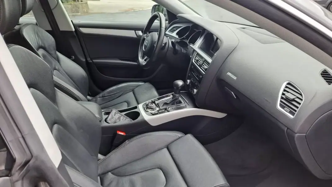 Audi A5 Sportback 2016 - 22890 EUR, 159375 km - AUTO.MOTO.pt - 159375km - foto 39 de 56