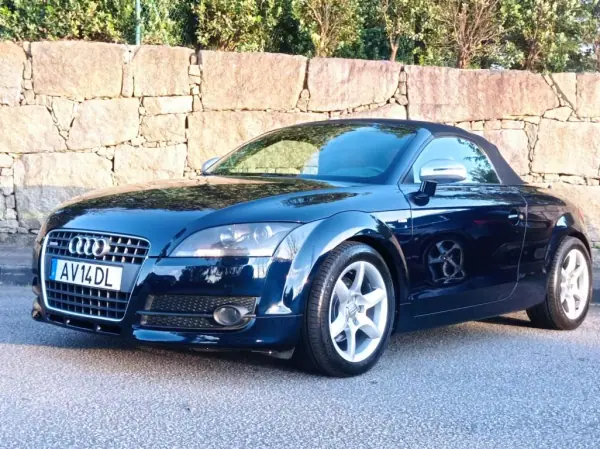 Audi TT Roadster 2007 - 12990 EUR, 208000 km - AUTO.MOTO.pt - 208000km - foto 5 de 22