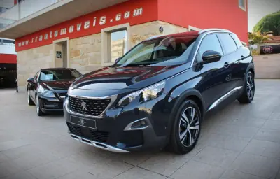Peugeot 3008 2019 - 15990 EUR, 136300 km - 136300km - foto 1 de 31
