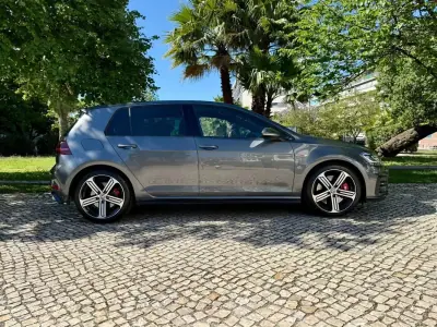 Volkswagen Golf 2019 - 28590 EUR, 102700 km - AUTO.MOTO.pt - 102700km - foto 9 de 38