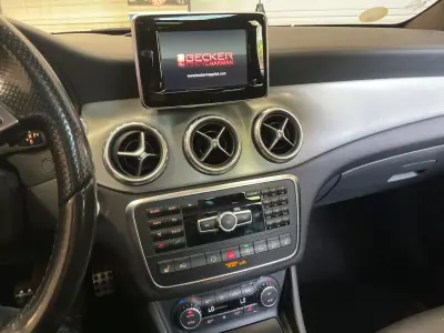 Mercedes-Benz GLA 220 2014 - 21990 EUR, 197316 km - AUTO.MOTO.pt - 197316km - foto 8 de 12