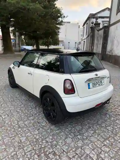 MINI Cooper 2008 - 5990 EUR, 235000 km - AUTO.MOTO.pt - 235000km - foto 7 de 13