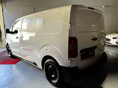 Opel Vivaro 2021 - 17000 EUR, 188500 km - AUTO.MOTO.pt - 188500km - foto 3 de 30