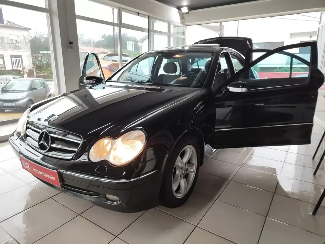 Mercedes-Benz C 220 2000 - 5750 EUR, 372700 km - AUTO.MOTO.pt - 372700km - foto 28 de 60