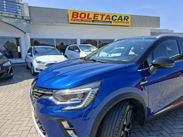 Renault Captur 2022 - 17750 EUR, 60500 km - AUTO.MOTO.pt - 60500km - foto 11 de 29