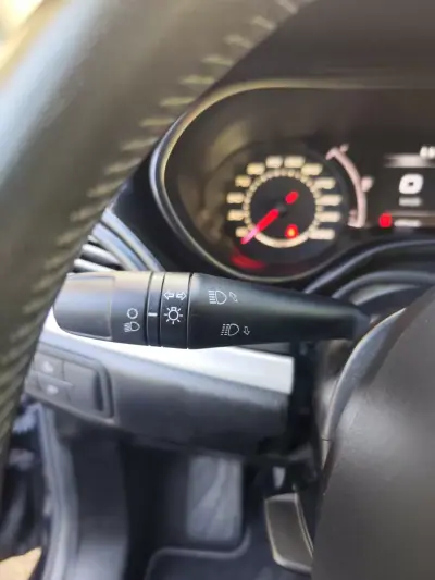 Fiat Tipo 2016 - 8480 EUR, 177150 km - AUTO.MOTO.pt - 177150km - foto 27 de 39