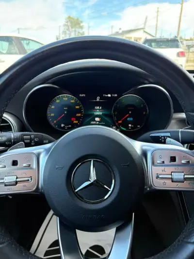Mercedes-Benz CLA 180 2019 - 24100 EUR, 93500 km - AUTO.MOTO.pt - 93500km - foto 18 de 21