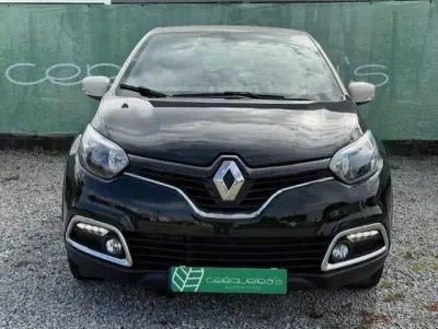 Renault Captur 2017 - 12500 EUR, 112400 km - AUTO.MOTO.pt - 112400km - foto 3 de 27