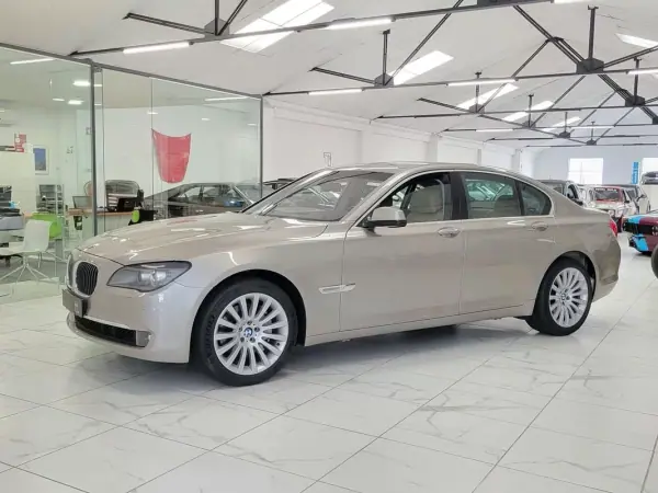BMW 730 2009 - 23500 EUR, 107760 km - AUTO.MOTO.pt - 107760km - foto 12 de 54