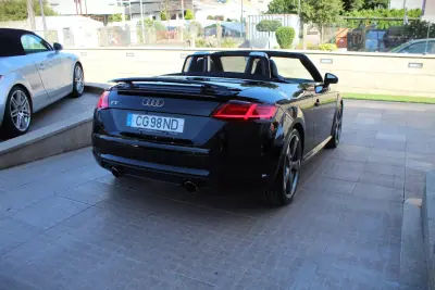 Audi TT Roadster 2015 - 23990 EUR, 151000 km - AUTO.MOTO.pt - 151000km - foto 8 de 36